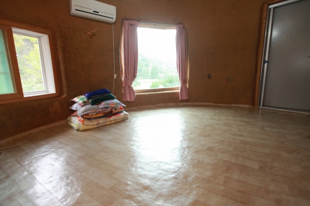 <span class='galleria_span'>홍송</span><br />  
